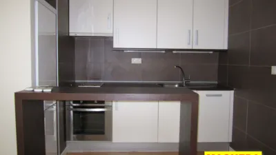 Apartamento en venta en Avenida de Leganés, 54, Parque Ondarreta-Urtinsa (Alcorcón) de 300.000 €