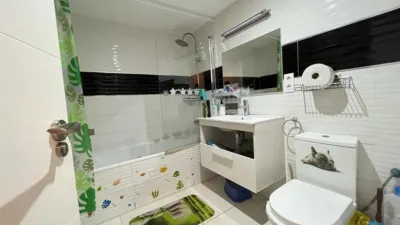 Apartment on Paseo de Santa María de la Cabeza photo 12