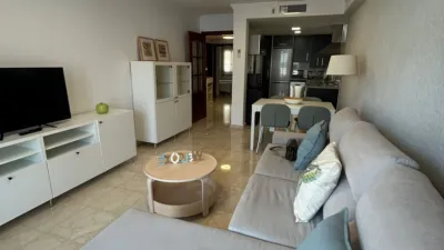 Piso en alquiler en Avenida Andalucía, cerca de Calle Real, Caleta de Vélez-Lagos (Vélez-Málaga) de 1.000 €<span>/sem</span>