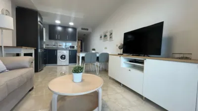 Piso en alquiler en Avenida Andalucía, cerca de Calle Real, Caleta de Vélez-Lagos (Vélez-Málaga) de 1.000 €<span>/sem</span>