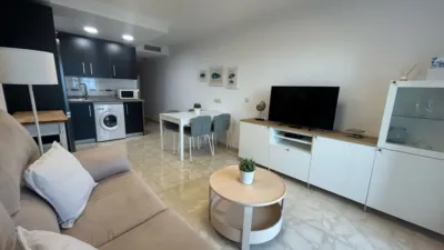 Piso en alquiler en Avenida Andalucía, cerca de Calle Real, Caleta de Vélez-Lagos (Vélez-Málaga) de 1.000 €<span>/sem</span>