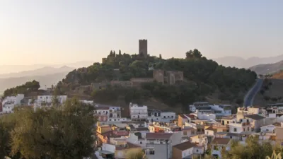 Flat on Viernes Santo Street photo 6