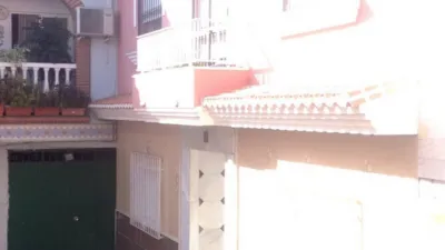 Flat on Viernes Santo Street photo 4