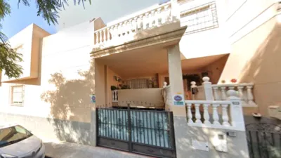 Casa adosada en calle Oria, 1 photo 12