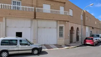 House on Calle de la Ragua, 1 photo 3
