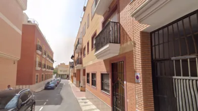 Flat on Levante Street photo 5