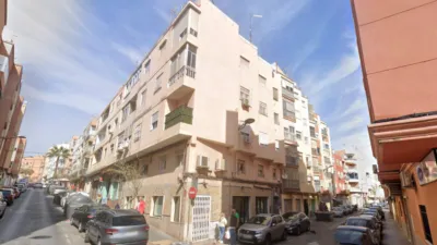 Flat on Calle España, 5 photo 2
