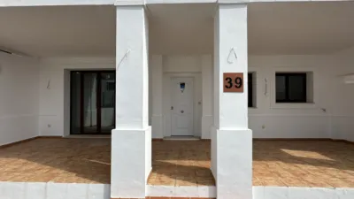 Semi-detached chalet in Urbanización Doña Julia photo 3