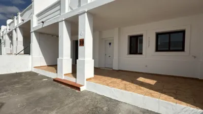Semi-detached chalet in Urbanización Doña Julia photo 2
