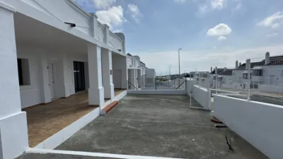 Semi-detached chalet in Urbanización Doña Julia photo 5
