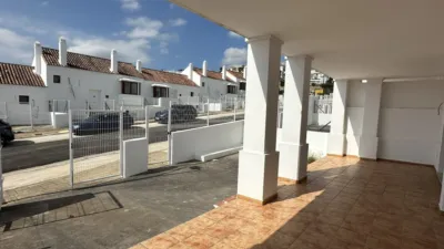 Semi-detached chalet in Urbanización Doña Julia photo 7