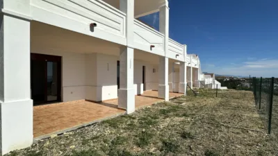Semi-detached chalet on Higuera Street photo 60