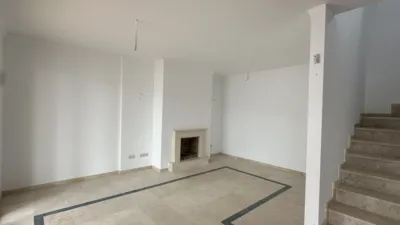 Semi-detached chalet in Urbanización Doña Julia photo 11