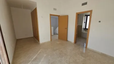 Semi-detached chalet in Urbanización Doña Julia photo 8
