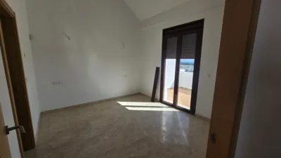 Semi-detached chalet in Urbanización Doña Julia photo 7