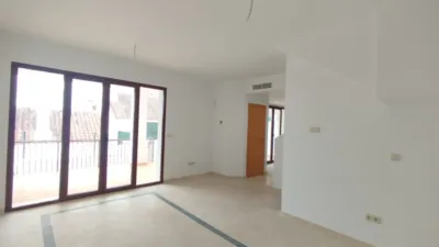 Semi-detached chalet in Urbanización Doña Julia, No. 1 photo 3