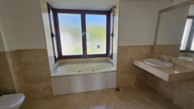 Semi-detached chalet in Urbanización Doña Julia photo 12