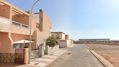 Terraced house on Calle de Julio Robles photo 7