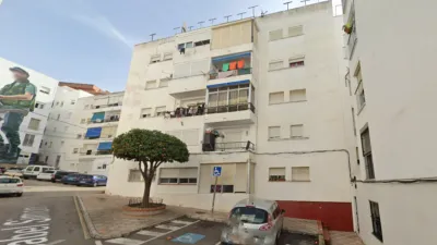 Apartment on Calle de la Peineta photo 8