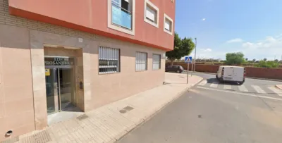 Flat on Calle de Navarra photo 2