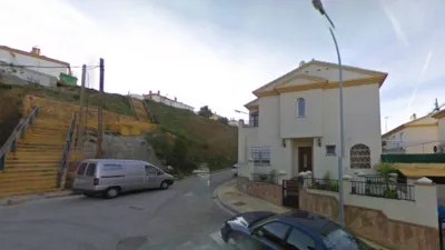 Semi-detached house on Antonio Mairena Street photo 6