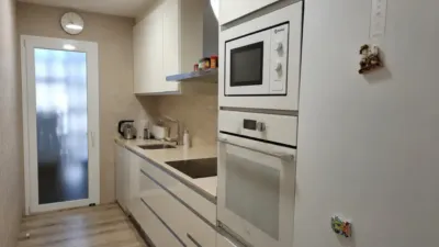 Flat on Carrer d'Isaac Albéniz photo 3