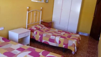 Semi-detached chalet in Carrer de Sumella photo 3