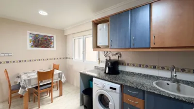 Apartment on Calle de Bernia photo 7