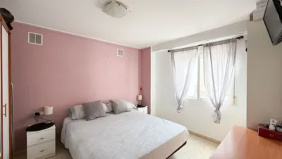 Apartment on Calle de Bernia photo 13
