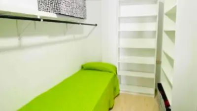 Apartment on Calle de Bernia photo 28