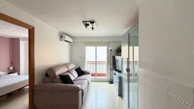 Apartment on Calle de Bernia photo 3