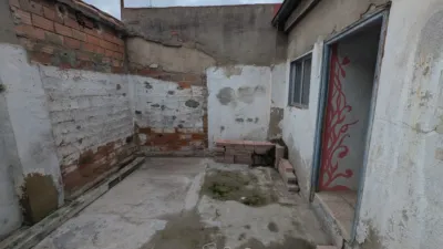 Casa en venta en Calle del Buen Aire, Barrio España-San Pedro Regalado (Valladolid Capital) de 112.000 €