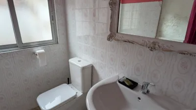 Casa en venta en Calle del Buen Aire, Barrio España-San Pedro Regalado (Valladolid Capital) de 112.000 €