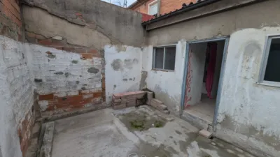 Casa en venta en Calle del Buen Aire, Barrio España-San Pedro Regalado (Valladolid Capital) de 112.000 €
