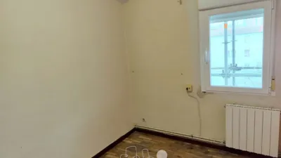 Piso en venta en Paseo del Prado de la Magdalena, Hospital-Rondilla-Santa Clara (Valladolid Capital) de 135.000 €