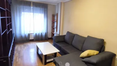 Piso en alquiler en Calle de los Embajadores, cerca de Calle Abierta, Las Delicias (Valladolid Capital) de 670 €<span>/mes</span>