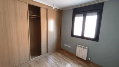 Chalet pareado en venta en Calle Piña De Esgueva, Renedo de Esgueva de 285.500 €