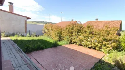 Chalet pareado en venta en Calle Piña De Esgueva, Renedo de Esgueva de 285.500 €