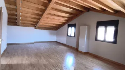 Chalet pareado en venta en Calle Piña De Esgueva, Renedo de Esgueva de 285.500 €