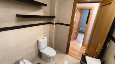 Chalet pareado en venta en Calle Piña De Esgueva, Renedo de Esgueva de 285.500 €