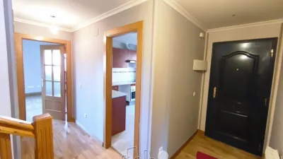 Chalet pareado en venta en Calle Piña De Esgueva, Renedo de Esgueva de 285.500 €