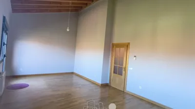 Chalet pareado en venta en Calle Piña De Esgueva, Renedo de Esgueva de 285.500 €