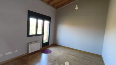 Chalet pareado en venta en Calle Piña De Esgueva, Renedo de Esgueva de 285.500 €