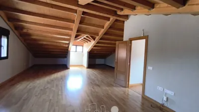 Chalet pareado en venta en Calle Piña De Esgueva, Renedo de Esgueva de 285.500 €