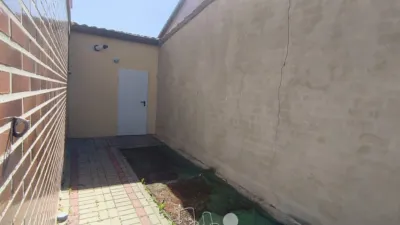 Chalet pareado en venta en Calle Piña De Esgueva, Renedo de Esgueva de 285.500 €