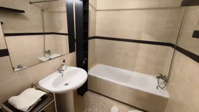 Chalet pareado en venta en Calle Piña De Esgueva, Renedo de Esgueva de 285.500 €