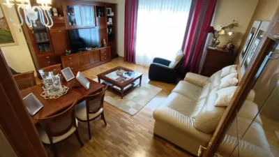 Flat for sale in Calle de Rivalamora, El Crucero-Cortes (Burgos Capital) of 220.000 €