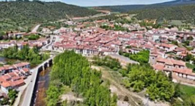Terraced house in Covarrubias photo 4