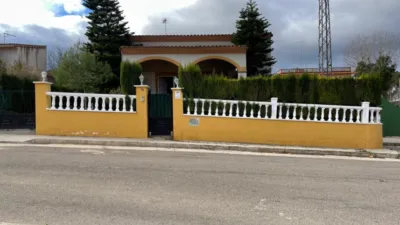 Chalet on Avenida Republica Española - Calicanto B 2 Finca 5 Ue photo 4