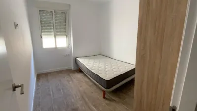 Piso en venta en Calle de Manzanera, Trinitat (Distrito La Saïdia. València Capital) de 235.000 €